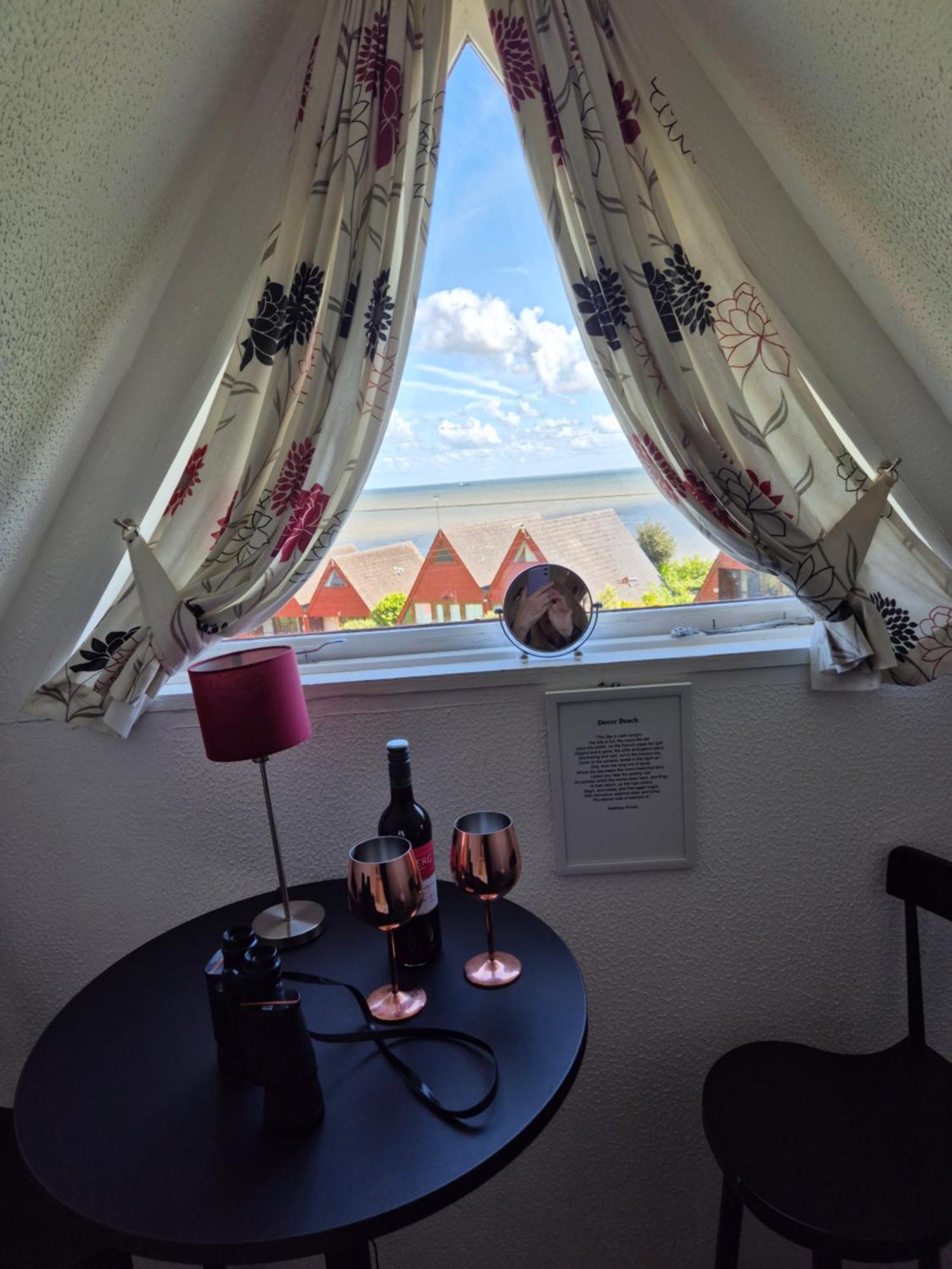 Vila Wow! Amazing Sea Views At Coastal Chalet In Kingsdown Park With Pool No 40 Exteriér fotografie