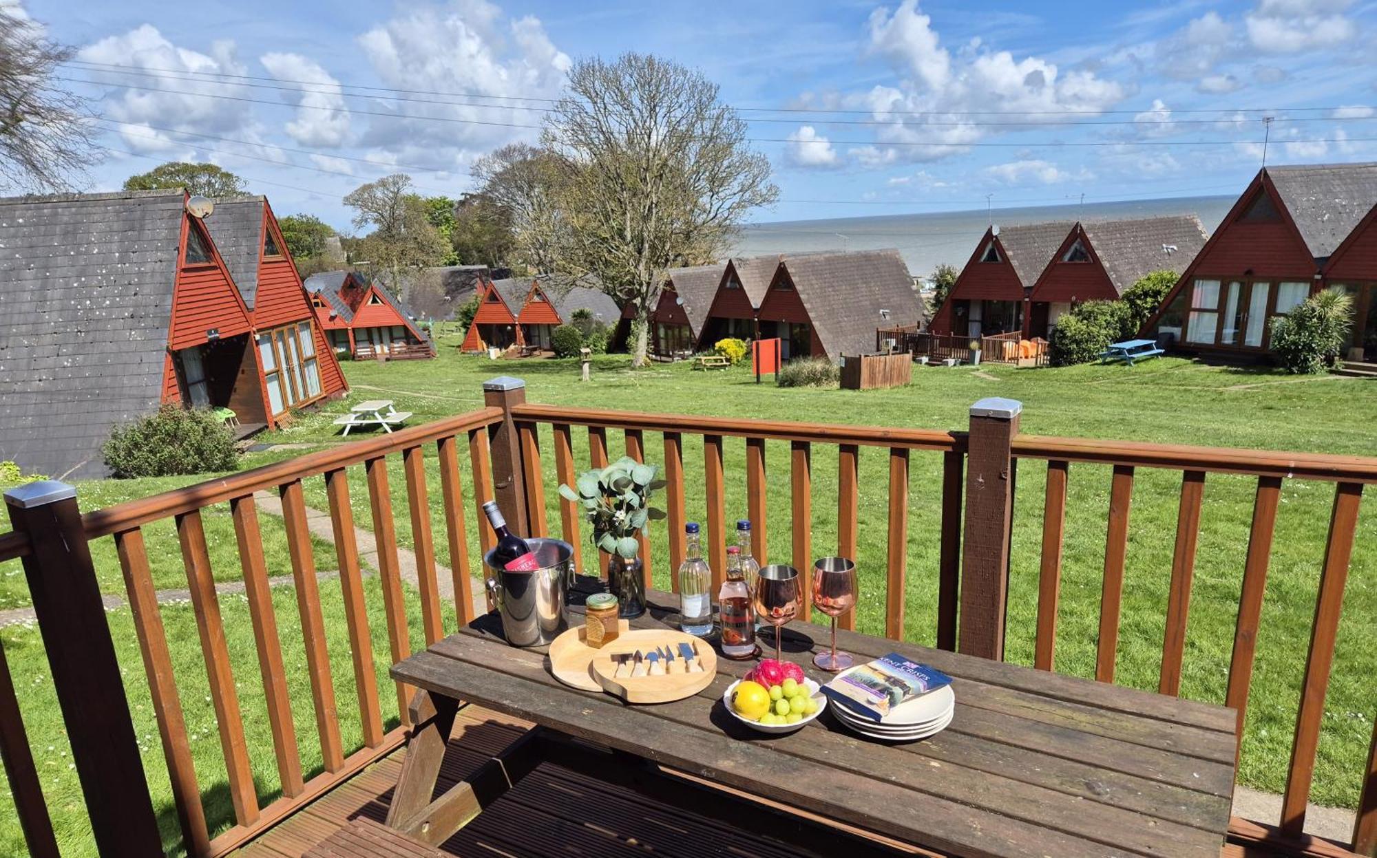 Vila Wow! Amazing Sea Views At Coastal Chalet In Kingsdown Park With Pool No 40 Exteriér fotografie