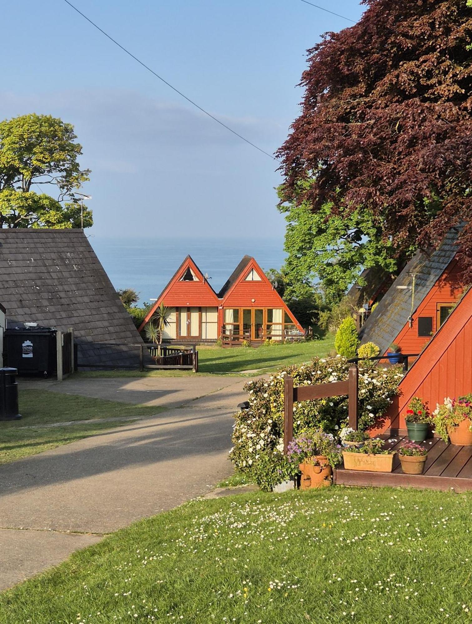 Vila Wow! Amazing Sea Views At Coastal Chalet In Kingsdown Park With Pool No 40 Exteriér fotografie